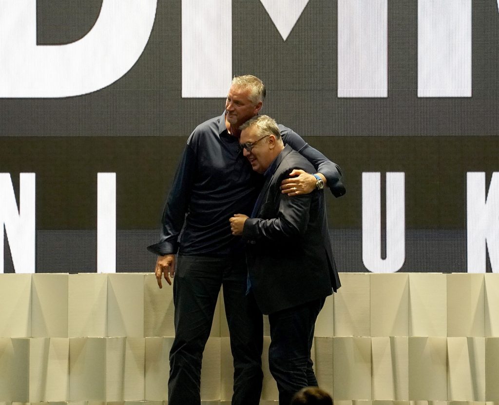Toni Kukoč na sceni Simposara